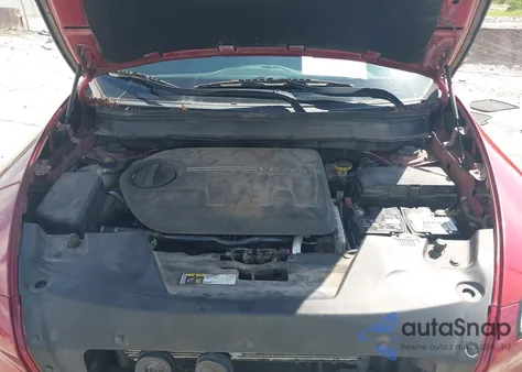 2014 Jeep Cherokee Latitude z USA, uszkodzony, nr VIN 1C4PJMCS3EW317971